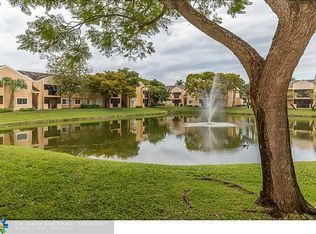 420 SW 83rd Way APT 102, Hollywood, FL 33025