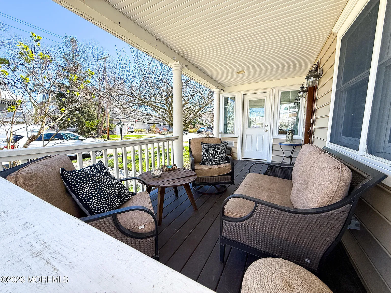 4 bed, 2487 sqft, $5,500 — Photo 3