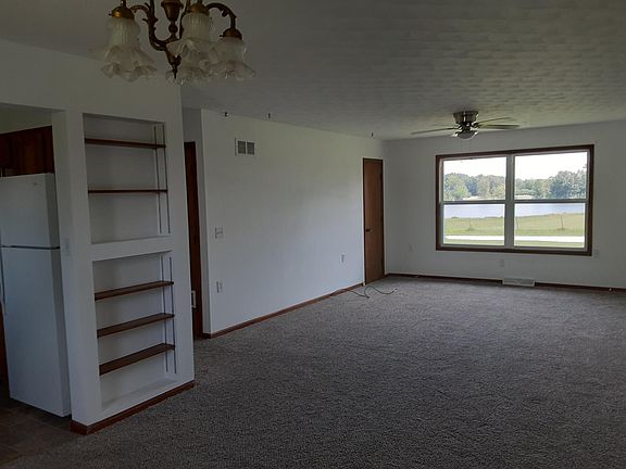 Living room, new carpet