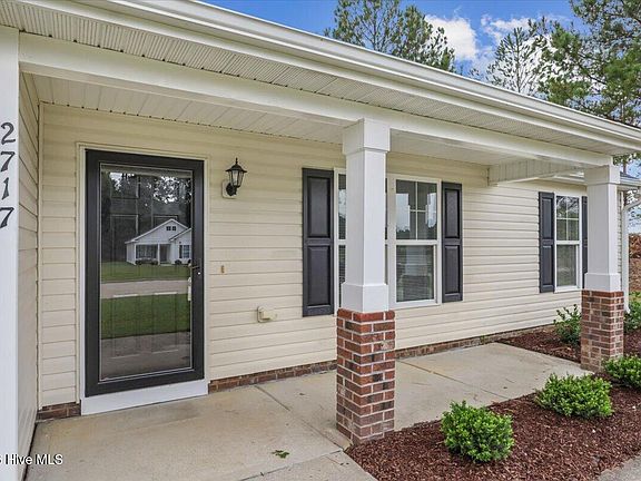 3rd image of 2717 Winding Ridge Drive W