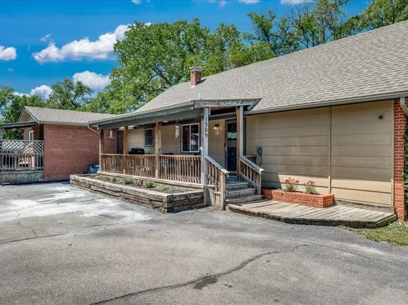 1509 W 29th St N, Wichita, KS 67204