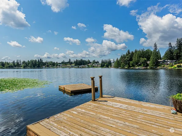 15820 E Shore Drive, Lynnwood, WA 98087