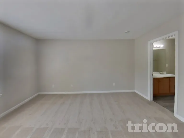 2955 Pebble Creek Ln — Photo 7