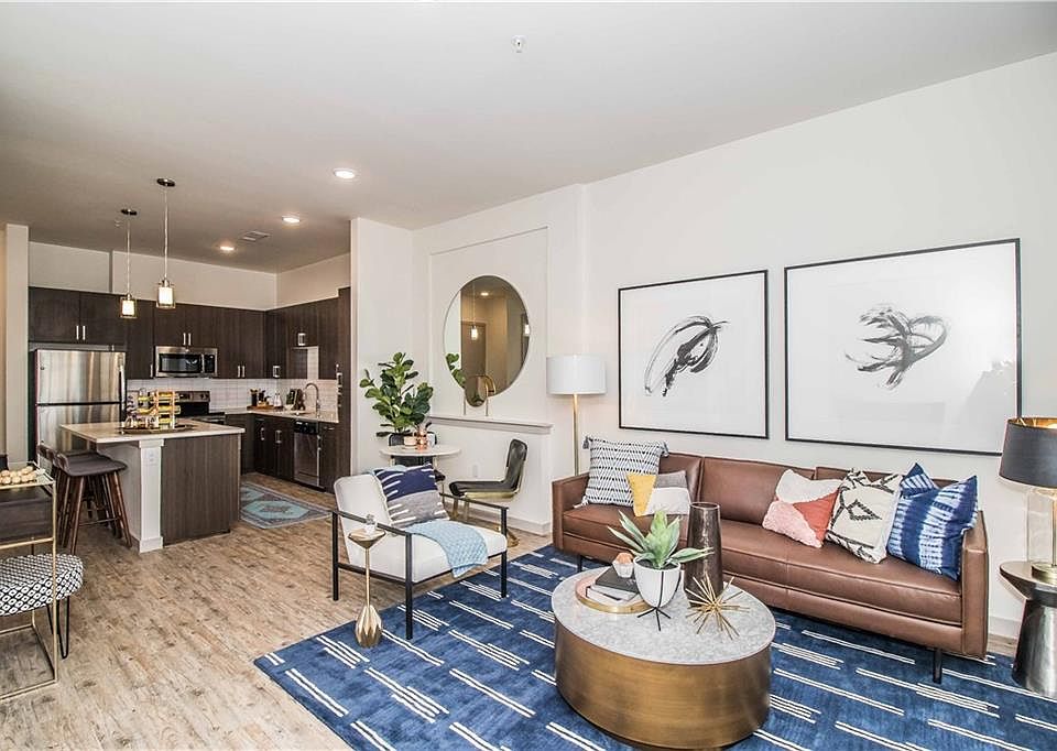 1st image of 1107 7th Ave APT 261