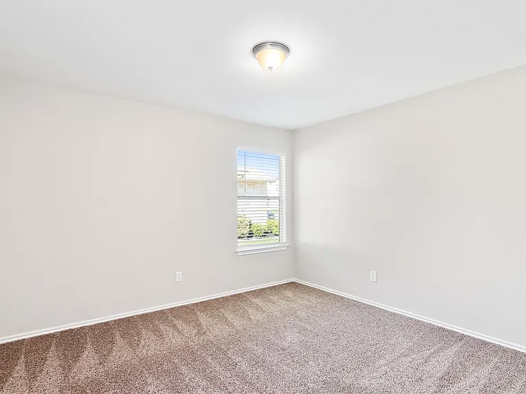 219 Almquist St — Photo 22