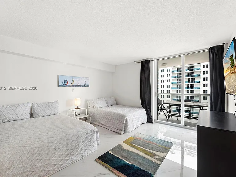 2401 Collins Ave #1007 — Photo 11