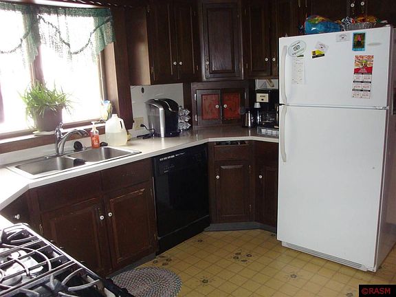 5th image of 311 E Humphrey St