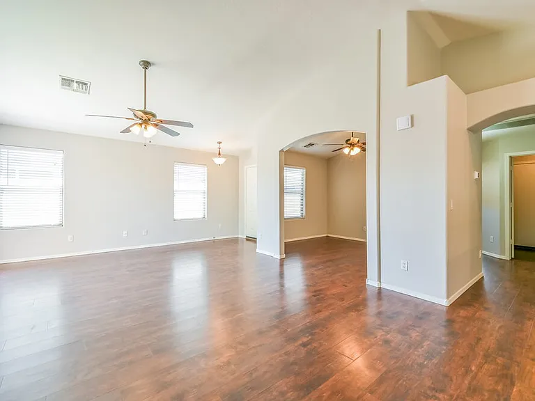 3854 W Carlos Ln — Photo 3