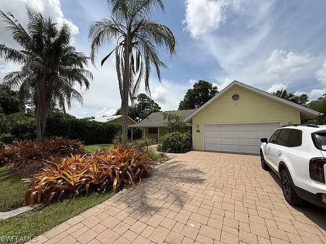 1280 Cypress Woods Dr — Photo 4