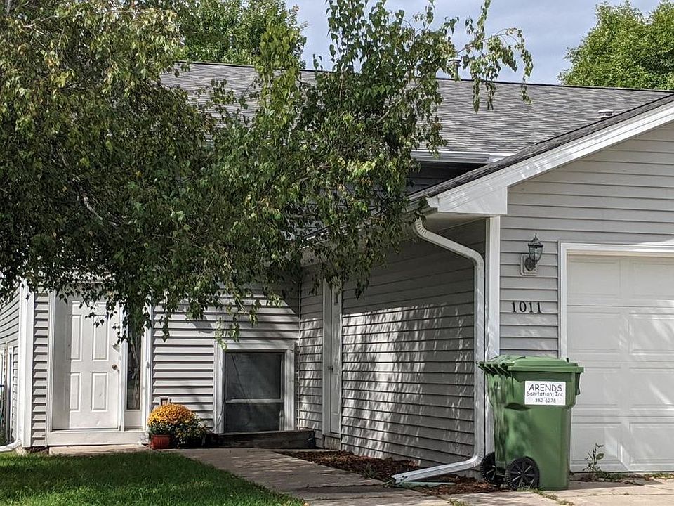 1st image of 1011 Delaware Ave #1011