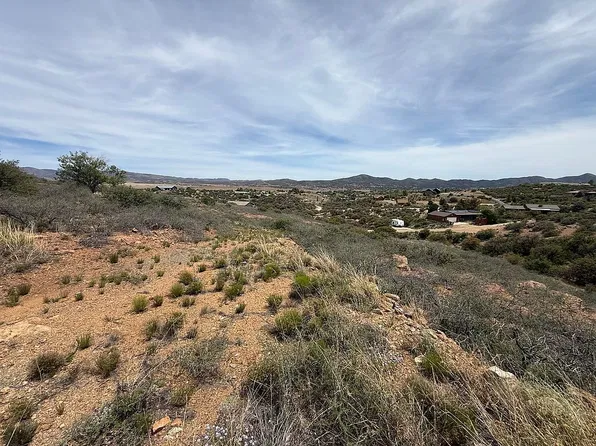 11991 E Mountain Lion Trl, Dewey, AZ 86327