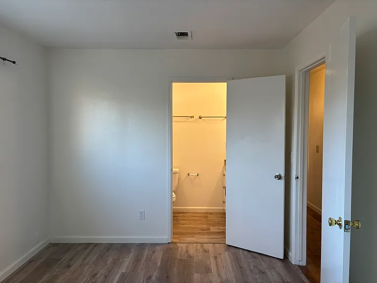 1582 Ardenwood Dr — Photo 10