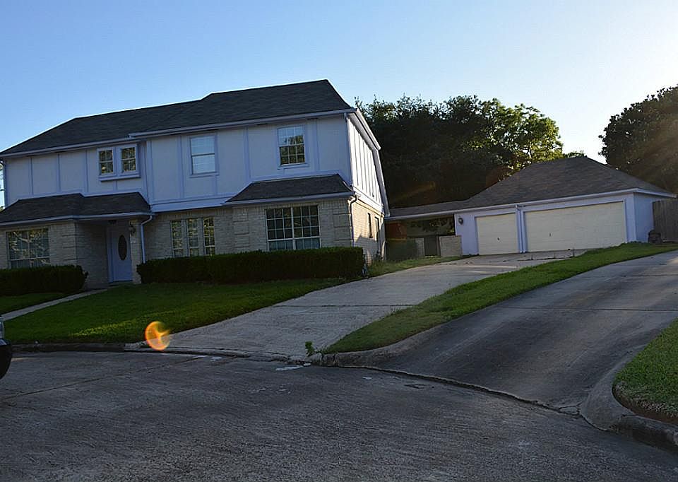 1st image of 3411 Oak Ct