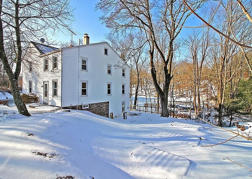 This is a two family house , Unit B is for rent now.