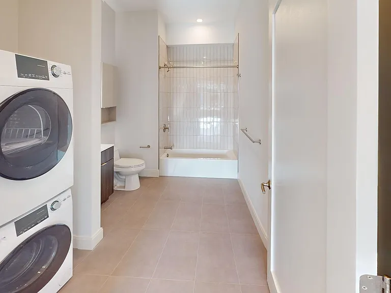 959 Dorchester Ave #304 — Photo 2