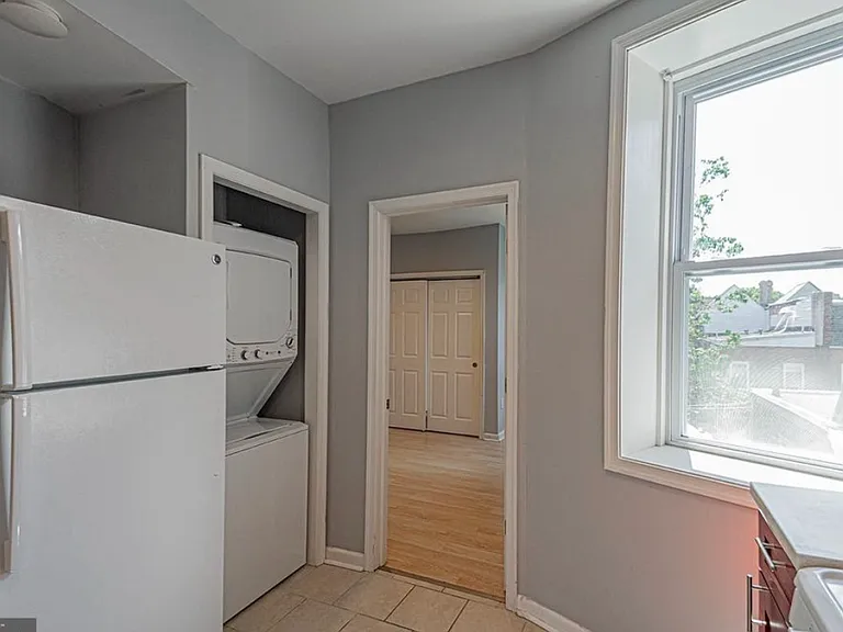 5102 Larchwood Ave #3 — Photo 5