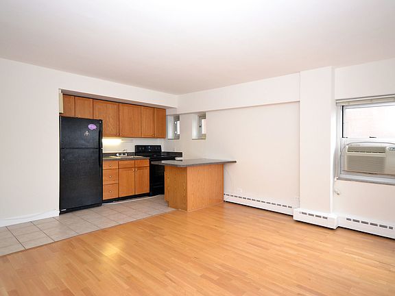 5th image of 4950 N Marine Dr APT 501
