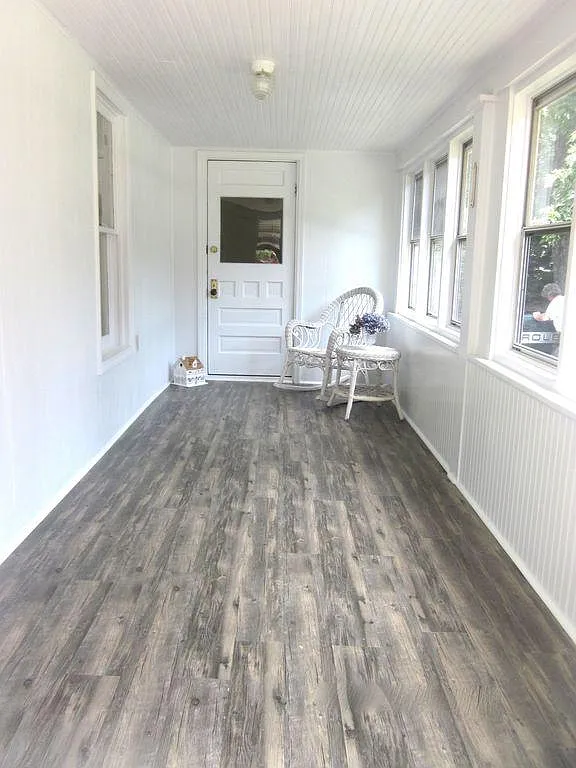 8549 Hoyt Ct — Photo 2
