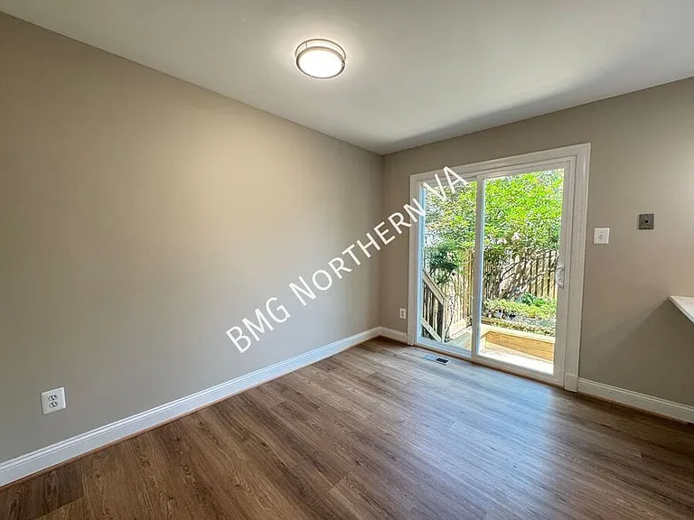 9606 Scotch Haven Dr — Photo 7