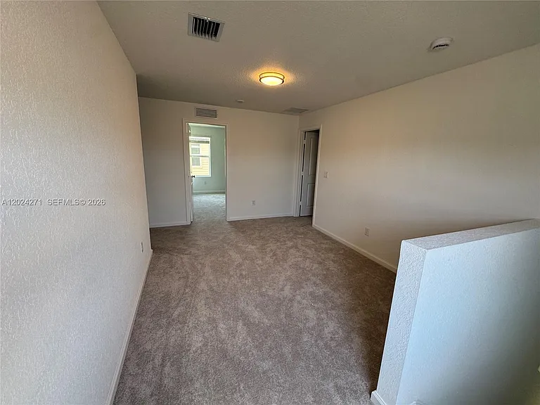 693 Carlyle Way — Photo 15