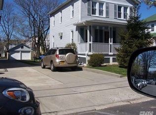 4224 214th Pl, Bayside, NY 11361