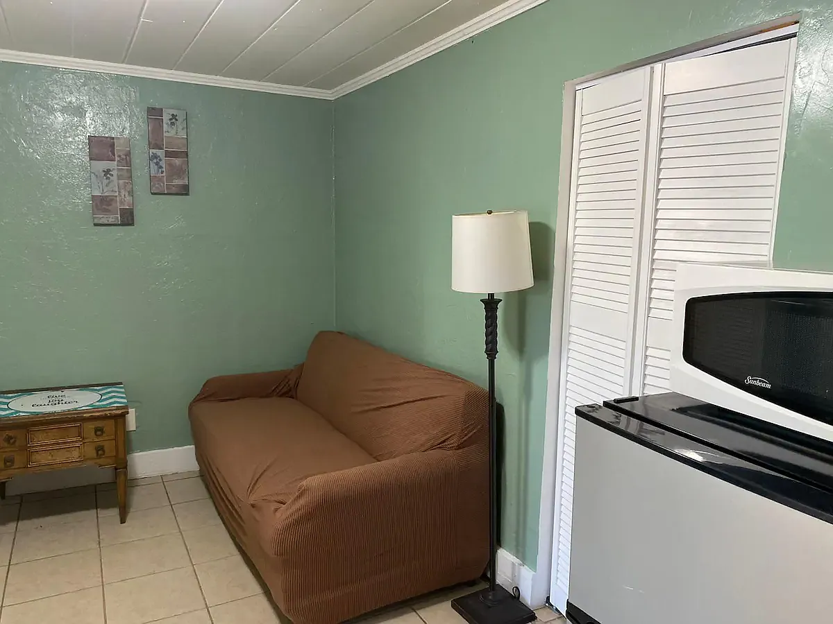 1 bed, 300 sqft, $2,000 — Photo 4