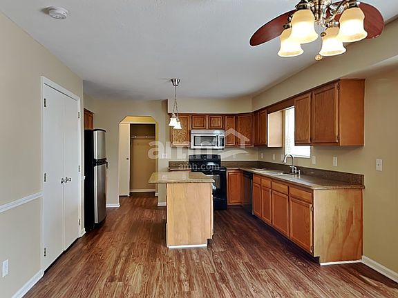 3rd image of 6488 Jayfield Dr
