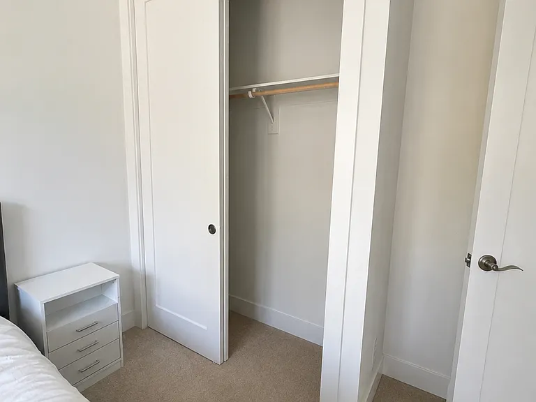 411 Toyama Dr — Photo 5