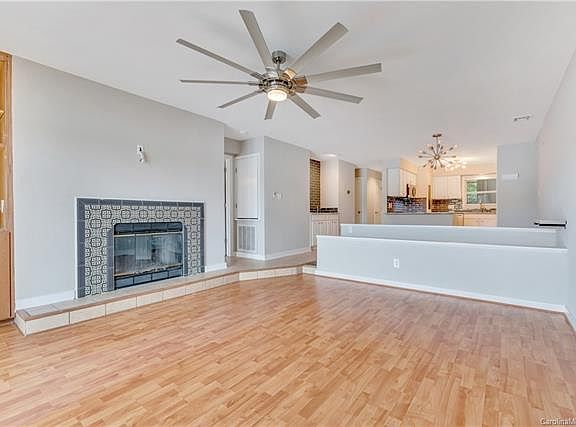 5th image of 7332 Lakefront Dr Unit 2