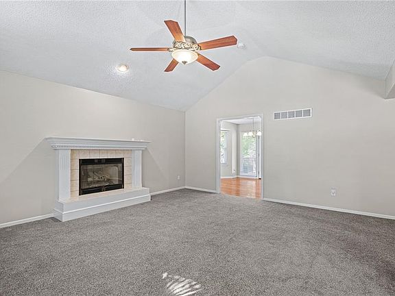 5th image of 2603 NE Springbrook St