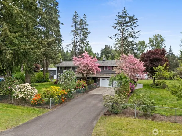 3225 83rd Avenue SW, Olympia, WA 98512