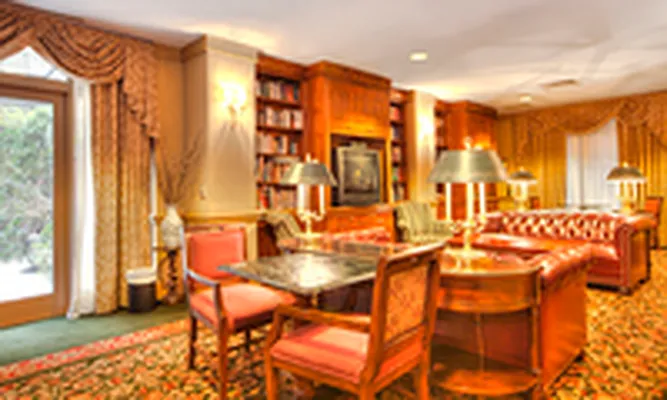 Rented by Luxus Manhattan Realty | media 14