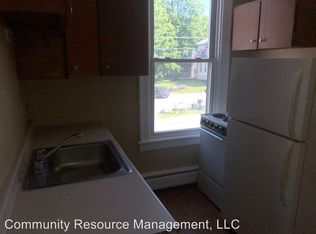 323 Pleasant St APT 3, Bennington, VT 05201