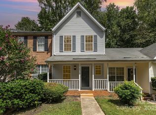 6319 Windsor Gate Ln, Charlotte, NC