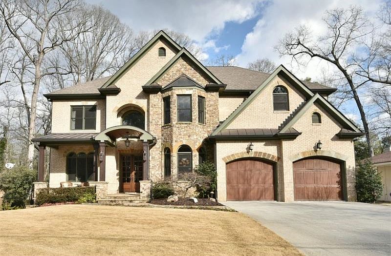 2nd image of 2903 Cravenridge Dr