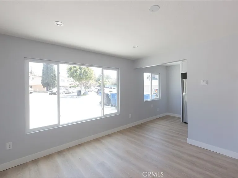 651 Ward St — Photo 7