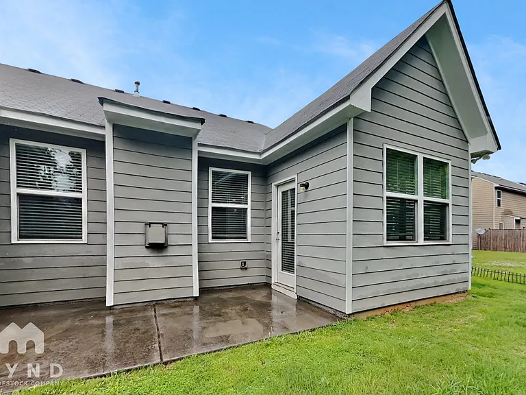 116 Laurelcrest Ln — Photo 15