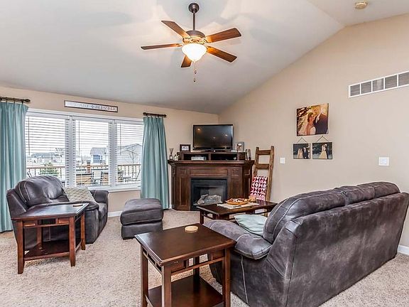 2nd image of 3823 NW Elm St