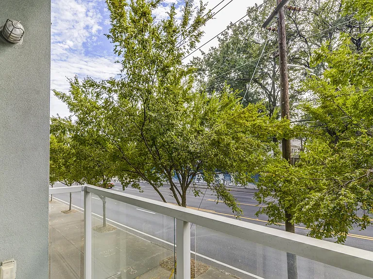 Glen Iris Dr NE — Photo 11