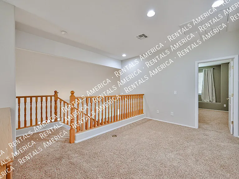 9710 S 45th Ave — Photo 28