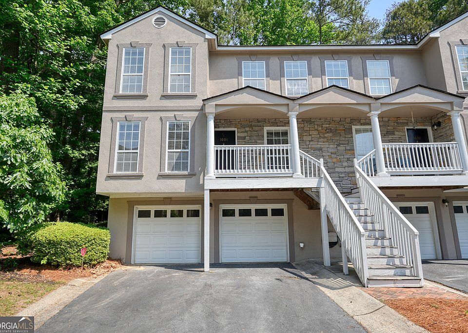 1st image of 1601 Masons Creek Cir