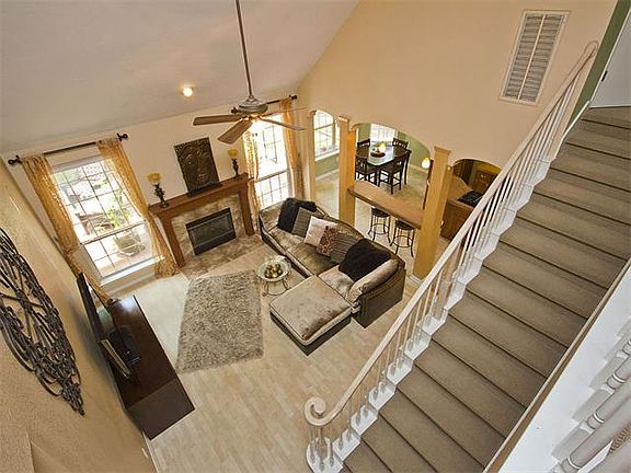 2nd image of 4804 Whispering Valley Dr
