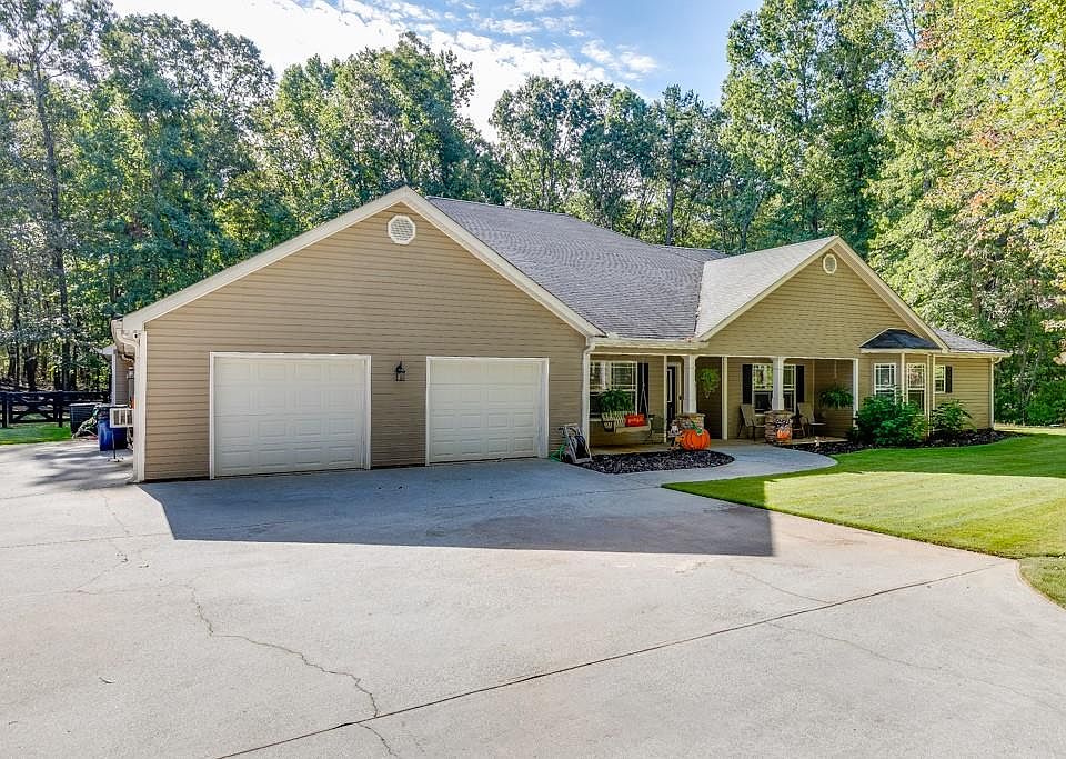 1st image of 6360 Looper Lake Dr