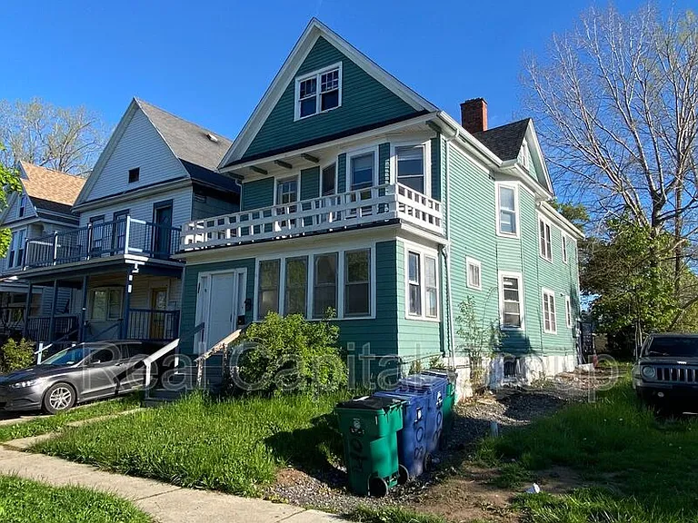408 Woodlawn Ave #2 — Photo 17