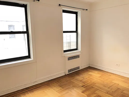 Rented by Lang Realty LLC | media 12