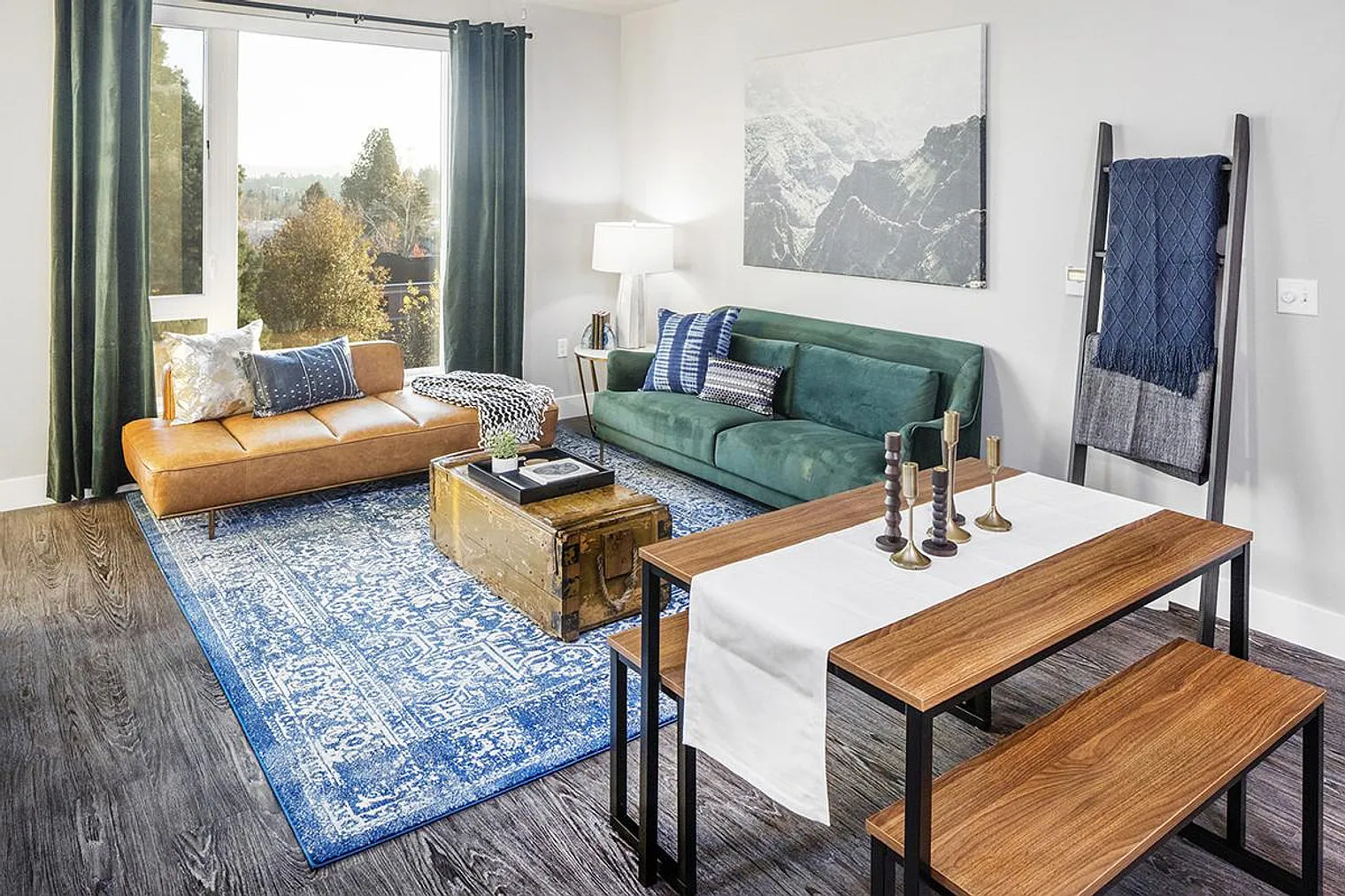 1 bed, 1.0 bath, 742 sqft, $4,317 — Photo 1