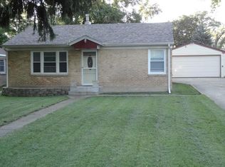 4308 Crestwood St, McHenry, IL 60050