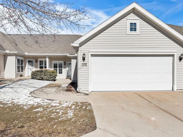 102 Northlight Way, Fitchburg, WI 53711