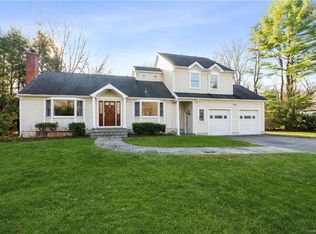 5 Sunset Dr, Armonk, NY 10504