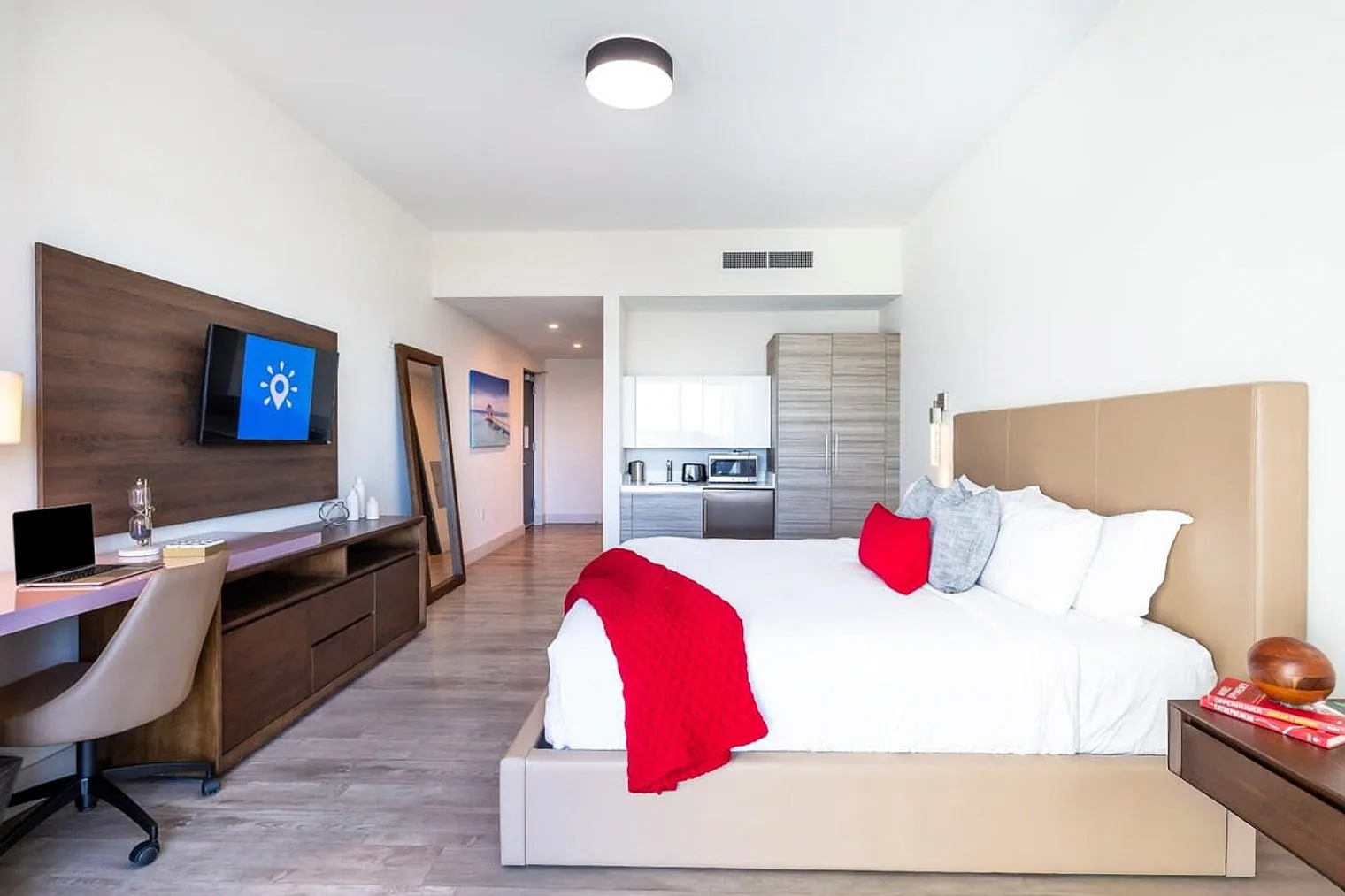 Studio, 1.0 bath, 398 sqft, $3,361 — Photo 1